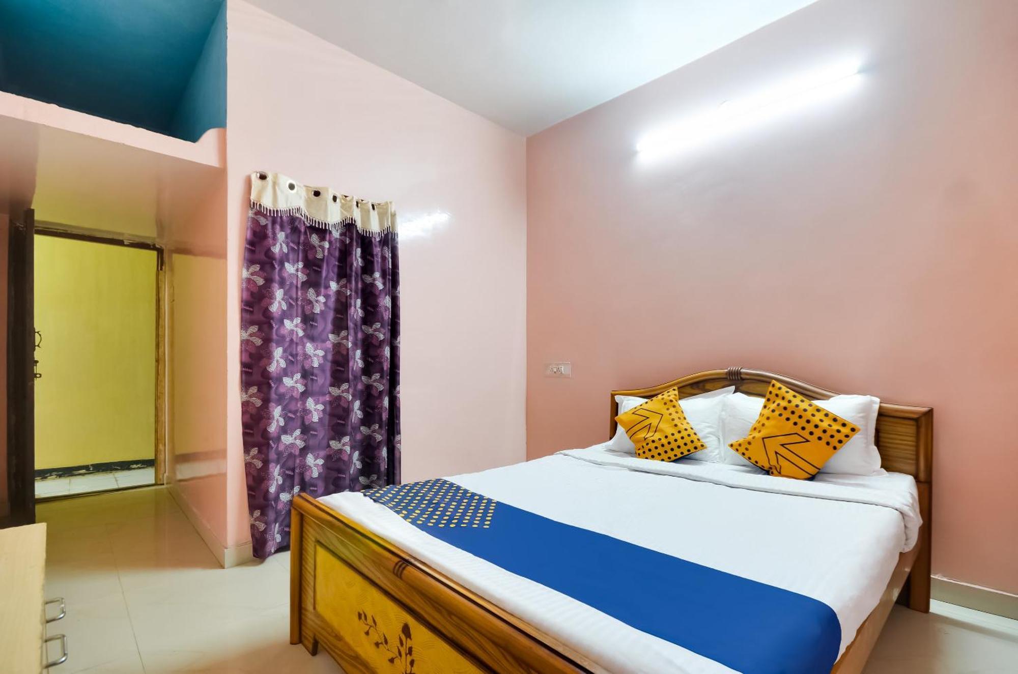 SPOT ON 69092 Sri Murugan Lodge Coimbatore Bagian luar foto